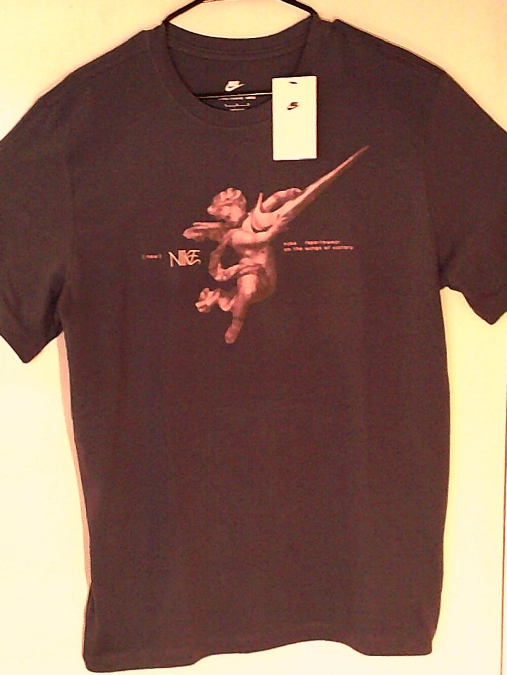 NEW NIKE SPORTSWEAR "Wings Of Victory Tee" MEN'S BLUE GREY T-SHIRT L HV0172-508